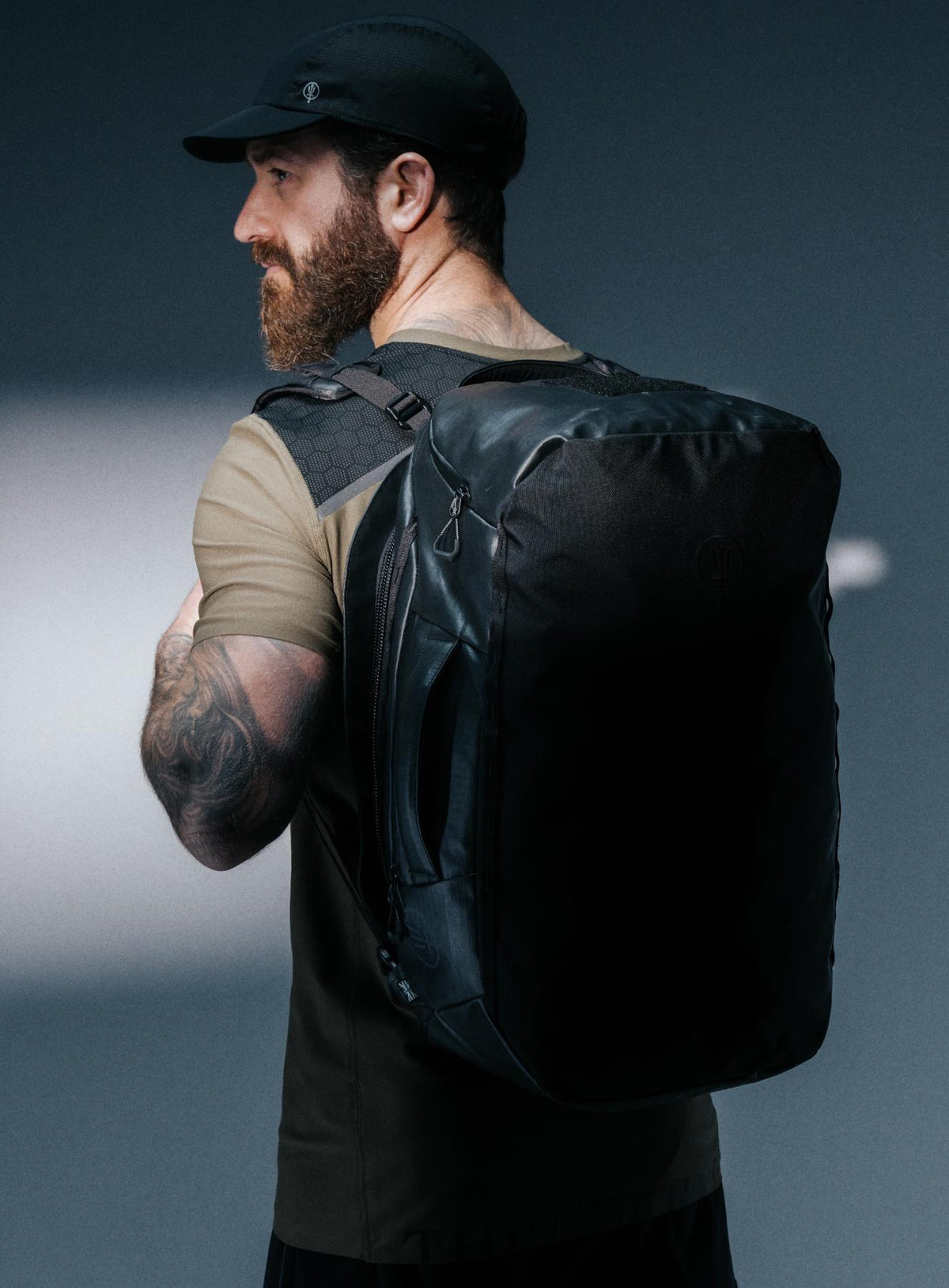 A studio shot of Citadel 45L Duffel Bag in Obsidian Black (SS)