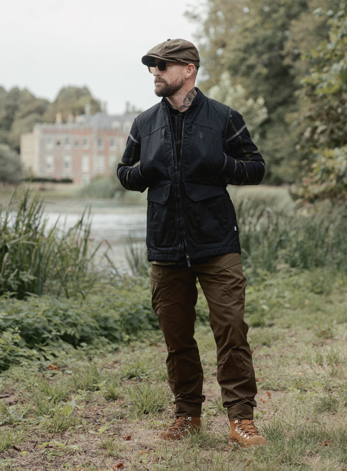 Creative Image Of Heritech Hinterland Gilet In Obsidian Black (ITF)