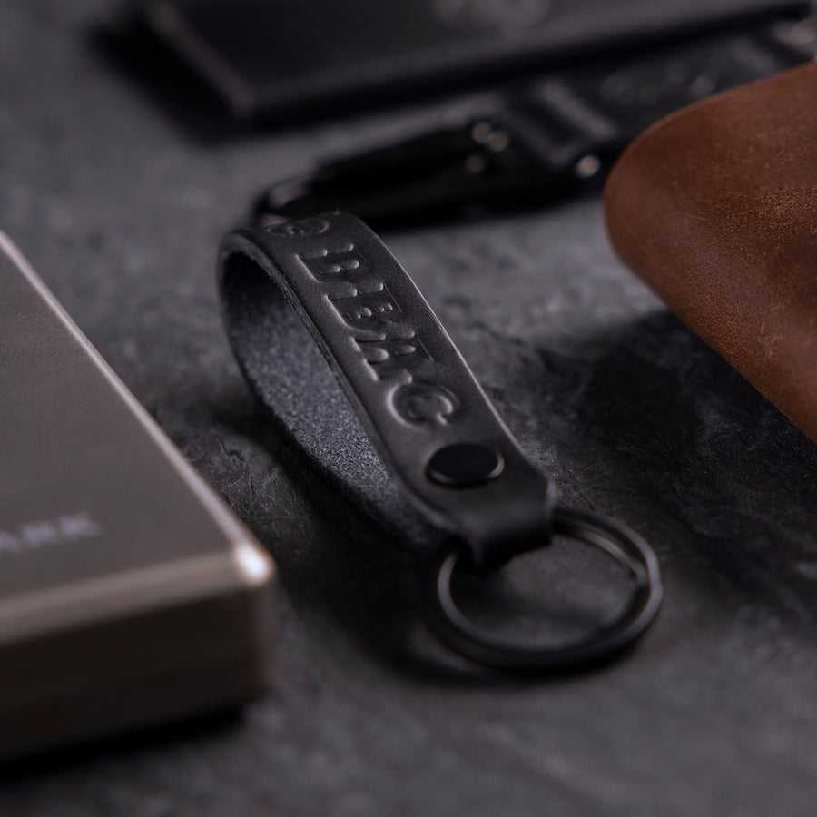 LEATHER LOOP DBAC KEYRING – ThruDark