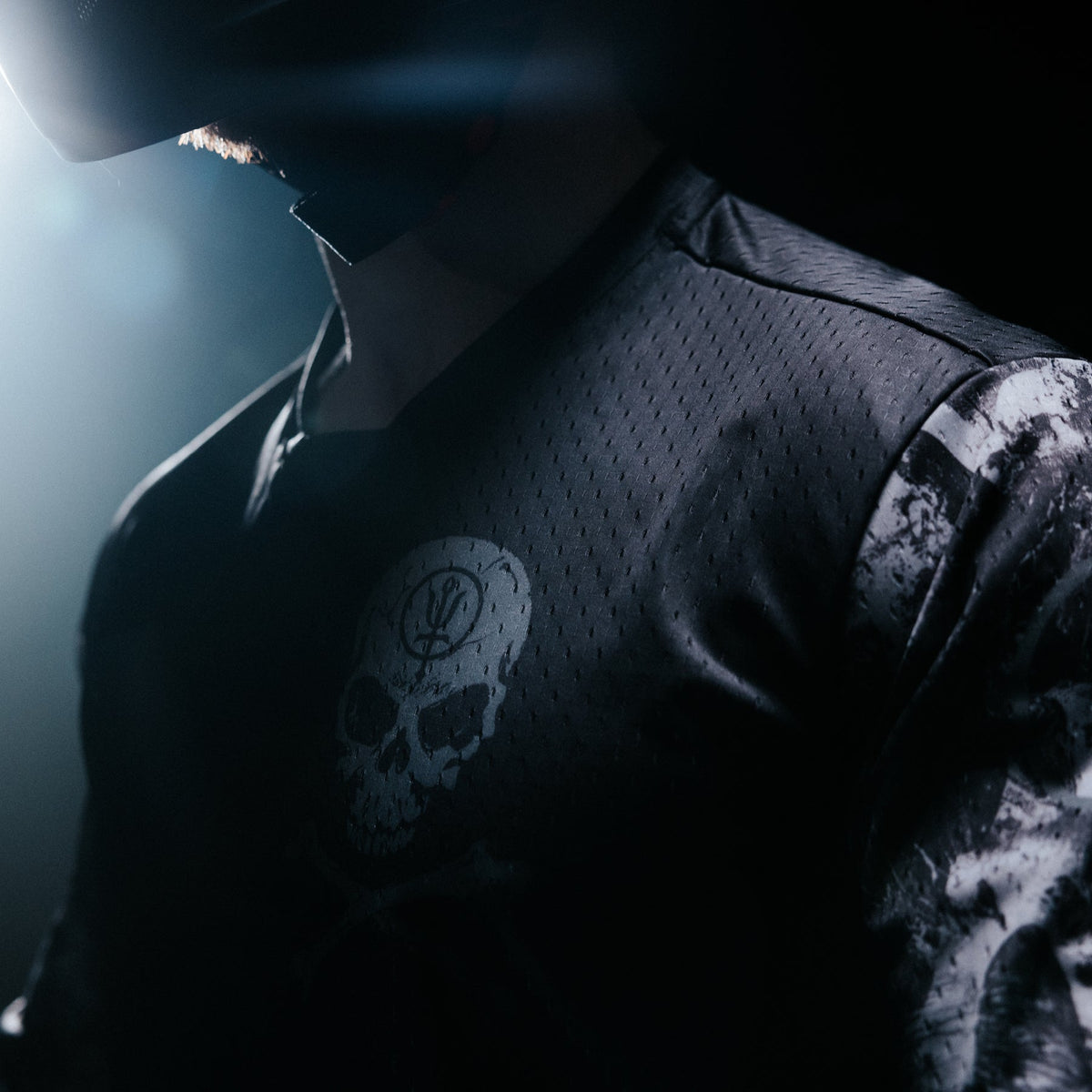 A creative studio shot of Men's Force Cadence Mtb Jersey in Black (CS)