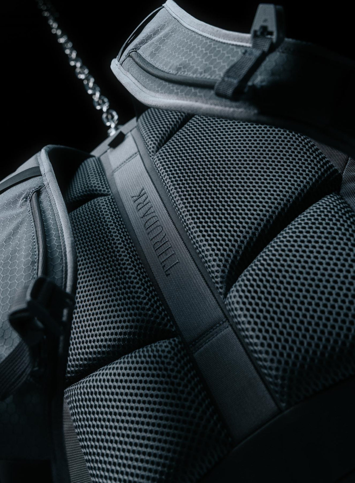 A studio shot of Phantom 25L Backpack in Obsidian Black (SS)