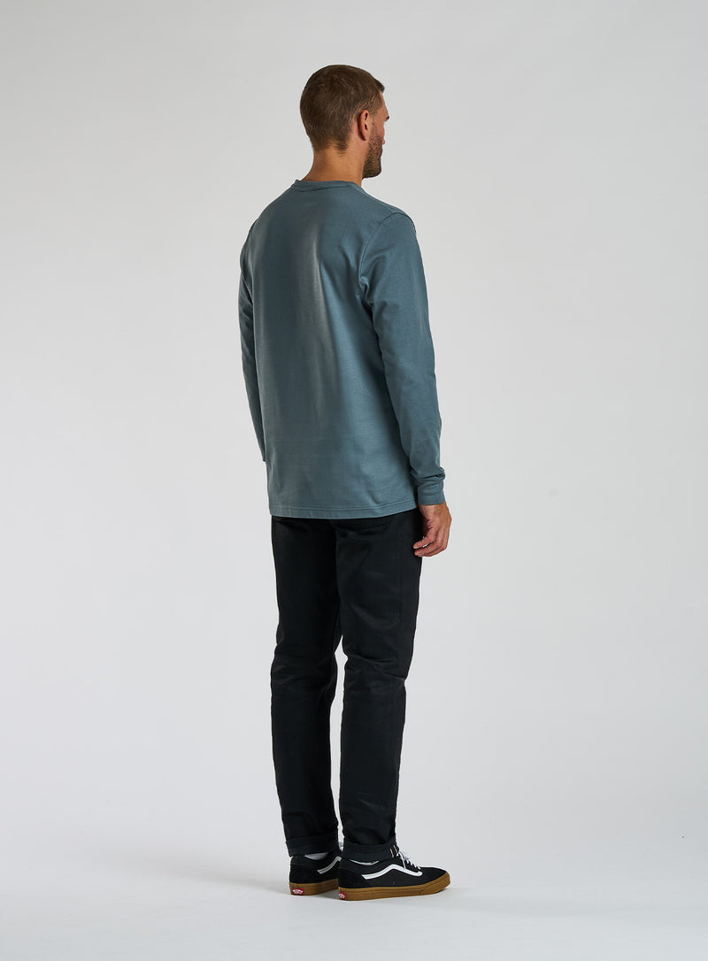 INSIGNIA LONG SLEEVE T-SHIRT
