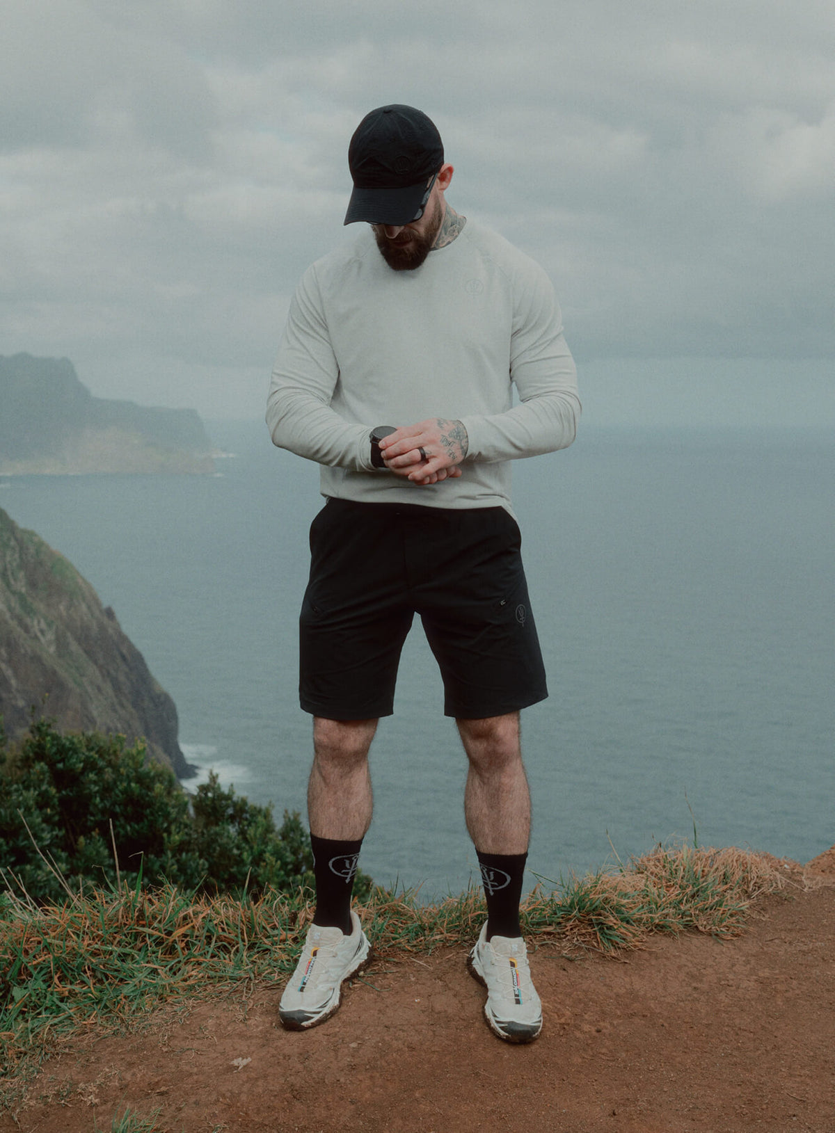 An in the field image of Oryon Delta Long Sleeve T-Shirt Lite in Grey (ITF)