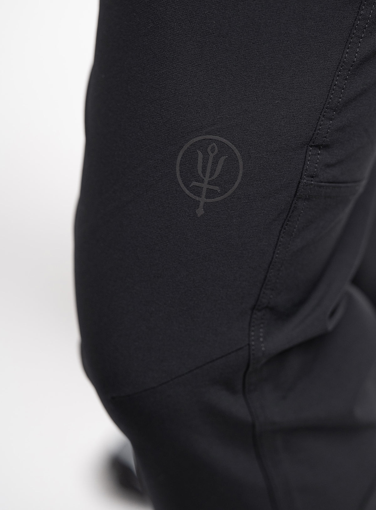 Articulated Seams