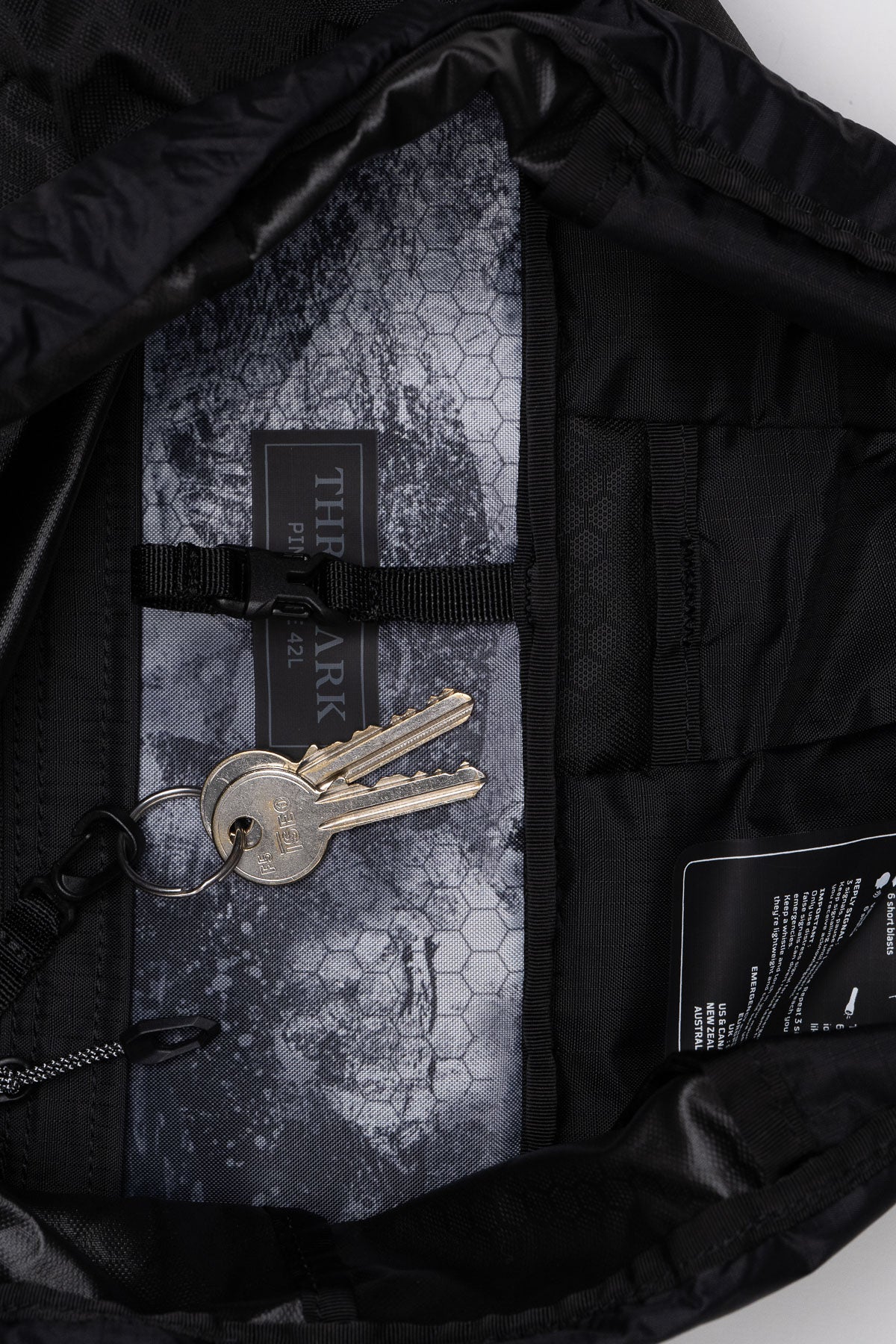 Internal Mesh Zip Pocket with Key Clip