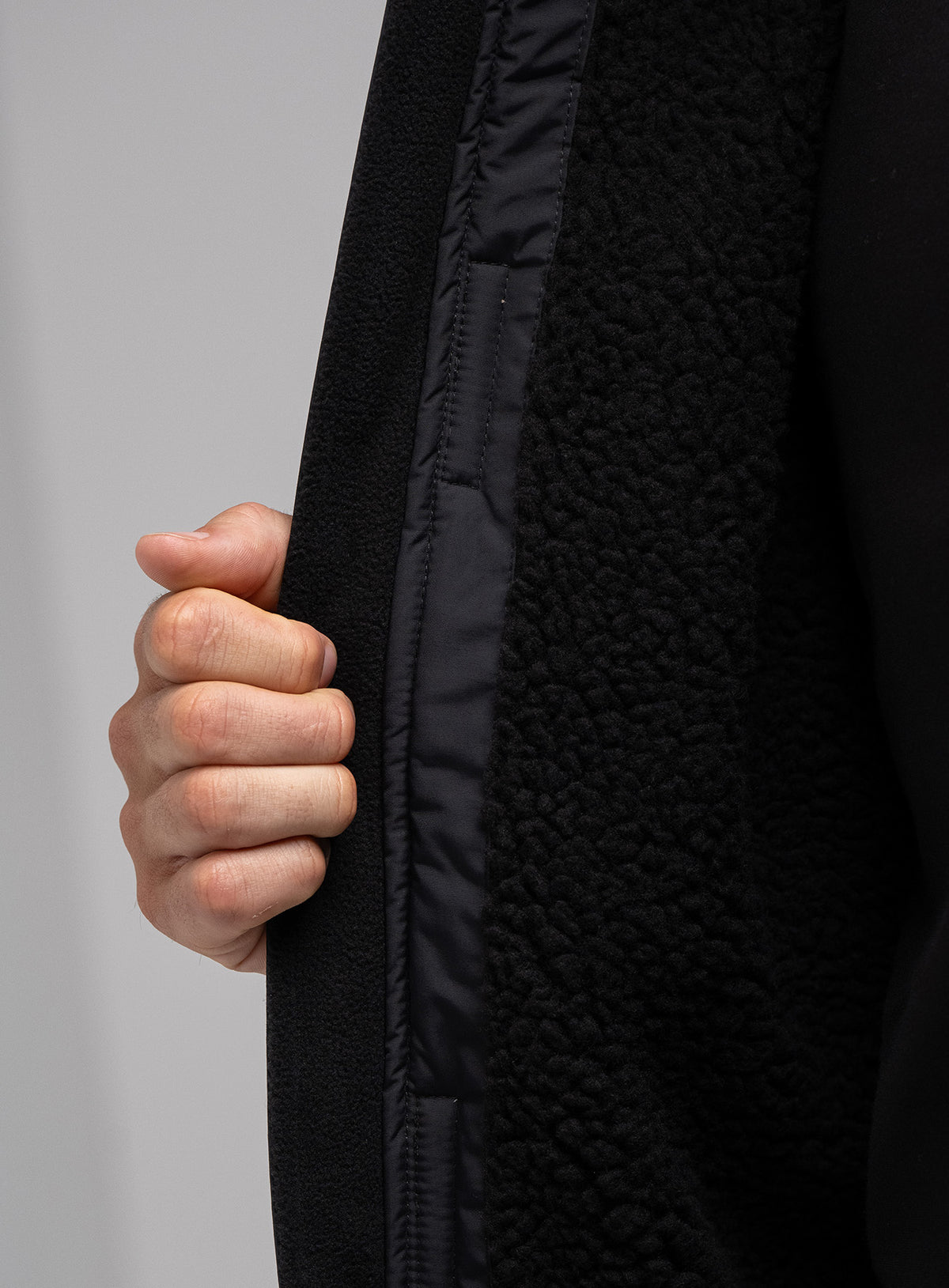 Concealed Zipped Pocket